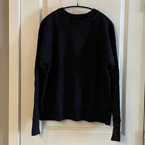 Raglan Sweatshirt in Faded Black by imogene + willie